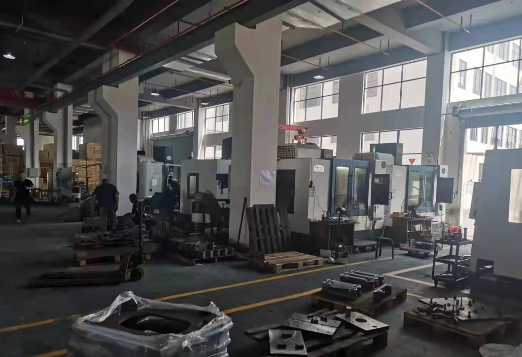 Custom Precision Auto Spare Machine Parts Die Casting Stainless Steel Straight Right Angle Miter Cold Forged Forging Spiral Zerol Helical Hypoid Bevel Gear