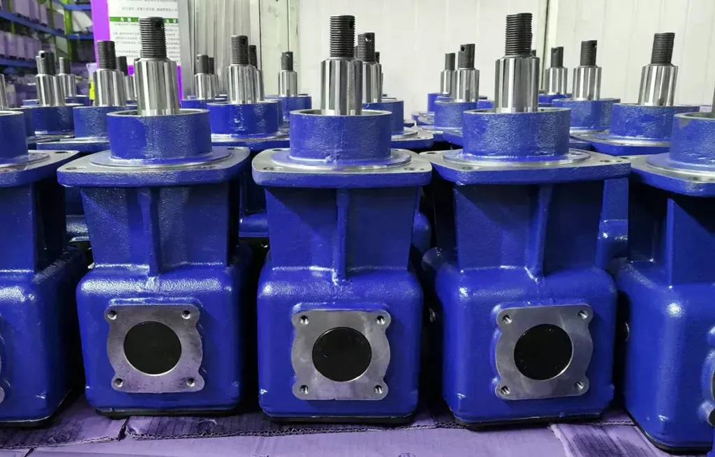 30 HP 540 Rpm Ratio 1: 1.92 1-3/8" 6 Spline Lf205 Counter Clockwise Agricultural Machinery Gearbox for Lawn Mower